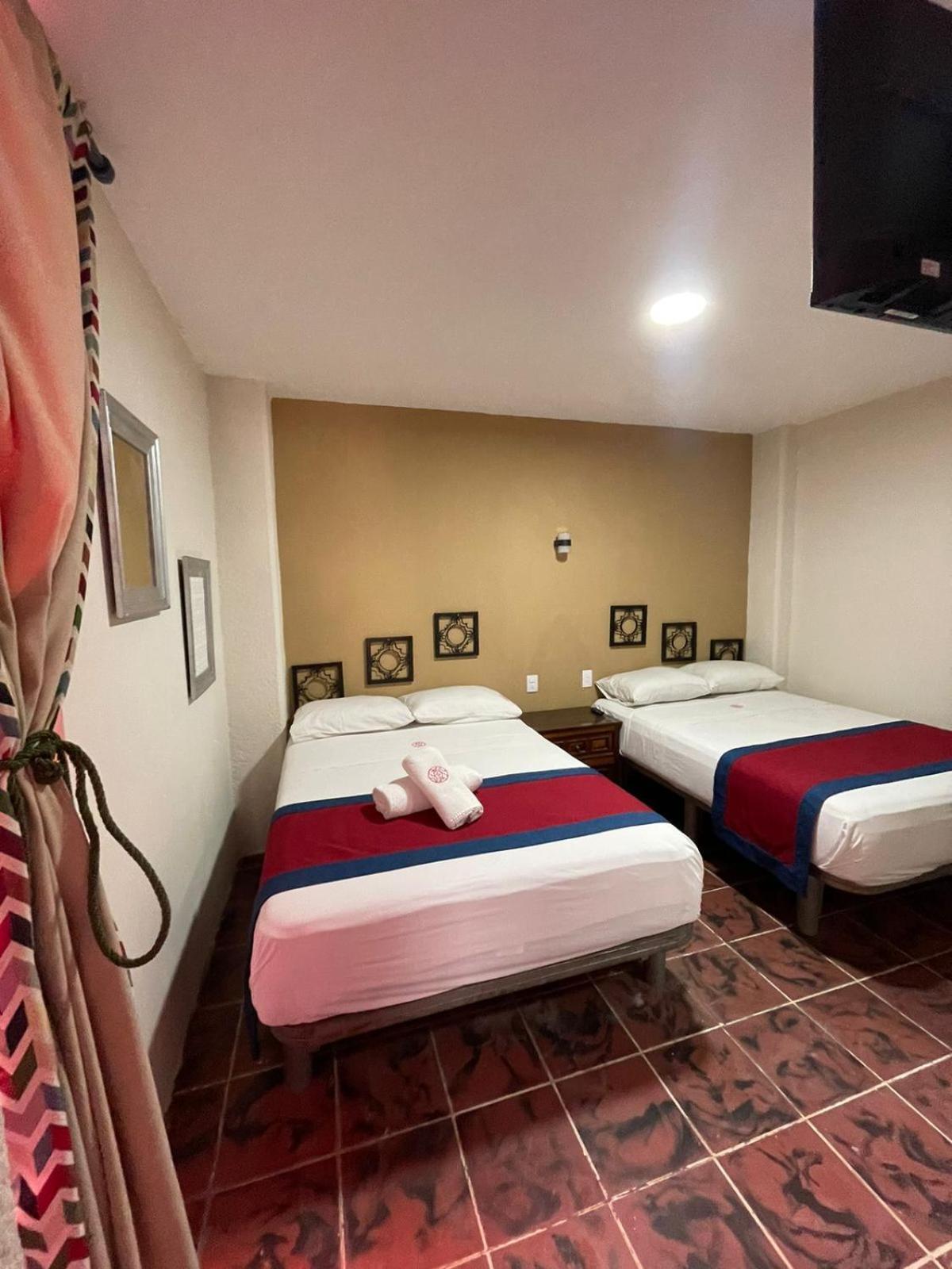 Hotel Flamingos Guadalajara Ngoại thất bức ảnh